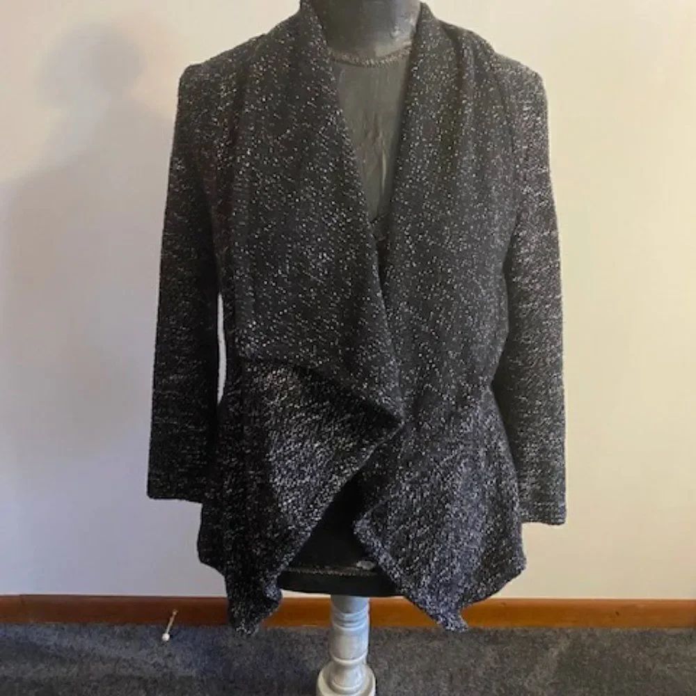 BNCI by Blanc Noir sweater, size Medium